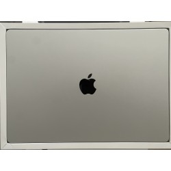 Apple MacBook Pro 16" M4 Max 16-CORE CPU  40-CORE GPU, 64GB RAM, 1TB SSD, US SREBRNY